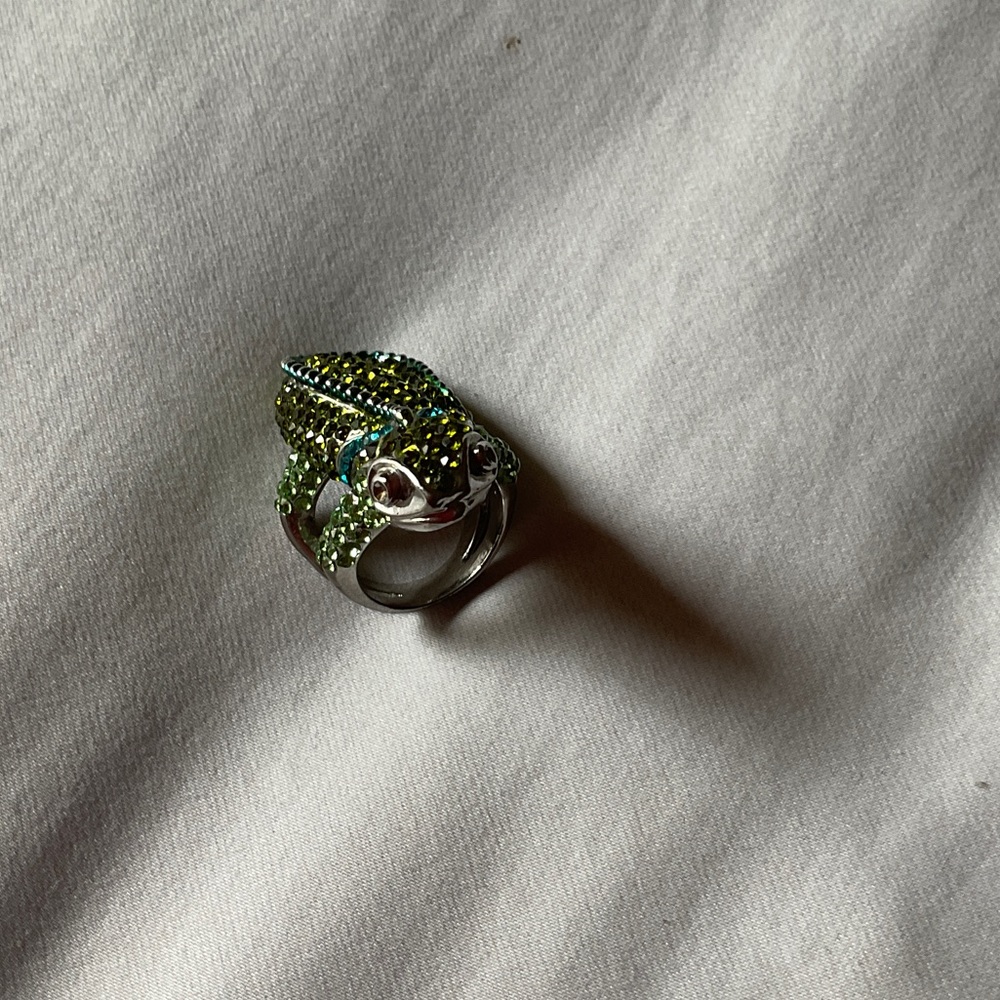 Silver and Green Frog Ring